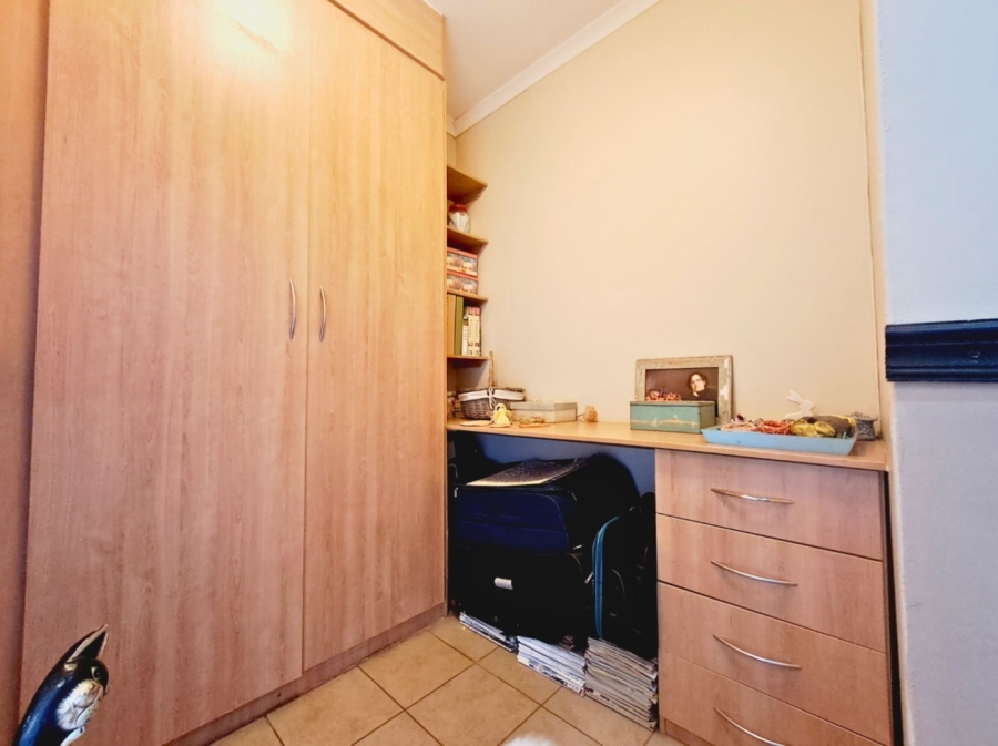 4 Bedroom Property for Sale in Safari Gardens North West